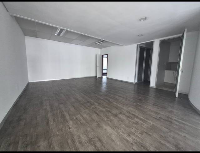 699M² OFFICE TO LET IN RIVONIA